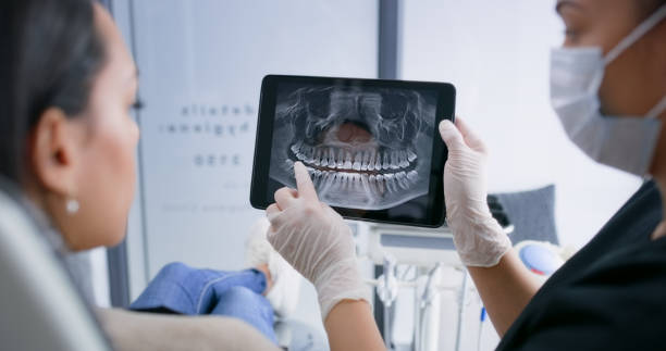 Licensed Tooth Extraction service in Zilwaukee, MI - Smile Center Dentistry